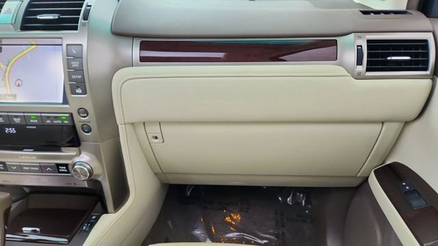 Used 2016 Lexus GX 460 Luxury image 40