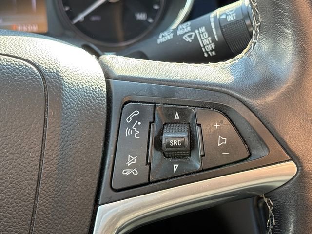 Used 2019 Buick Encore Sport Touring AWD/4WD image 17