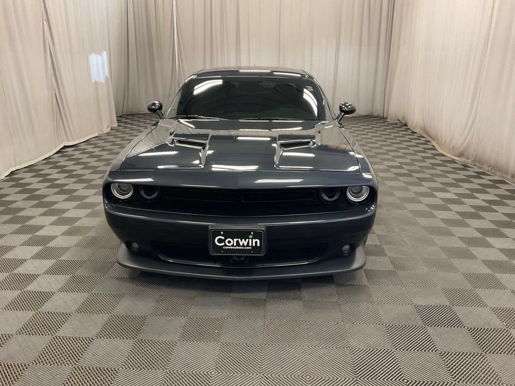 Used 2016 Dodge Challenger R/T Scat Pack w/ Leather Interior Group RWD image 12