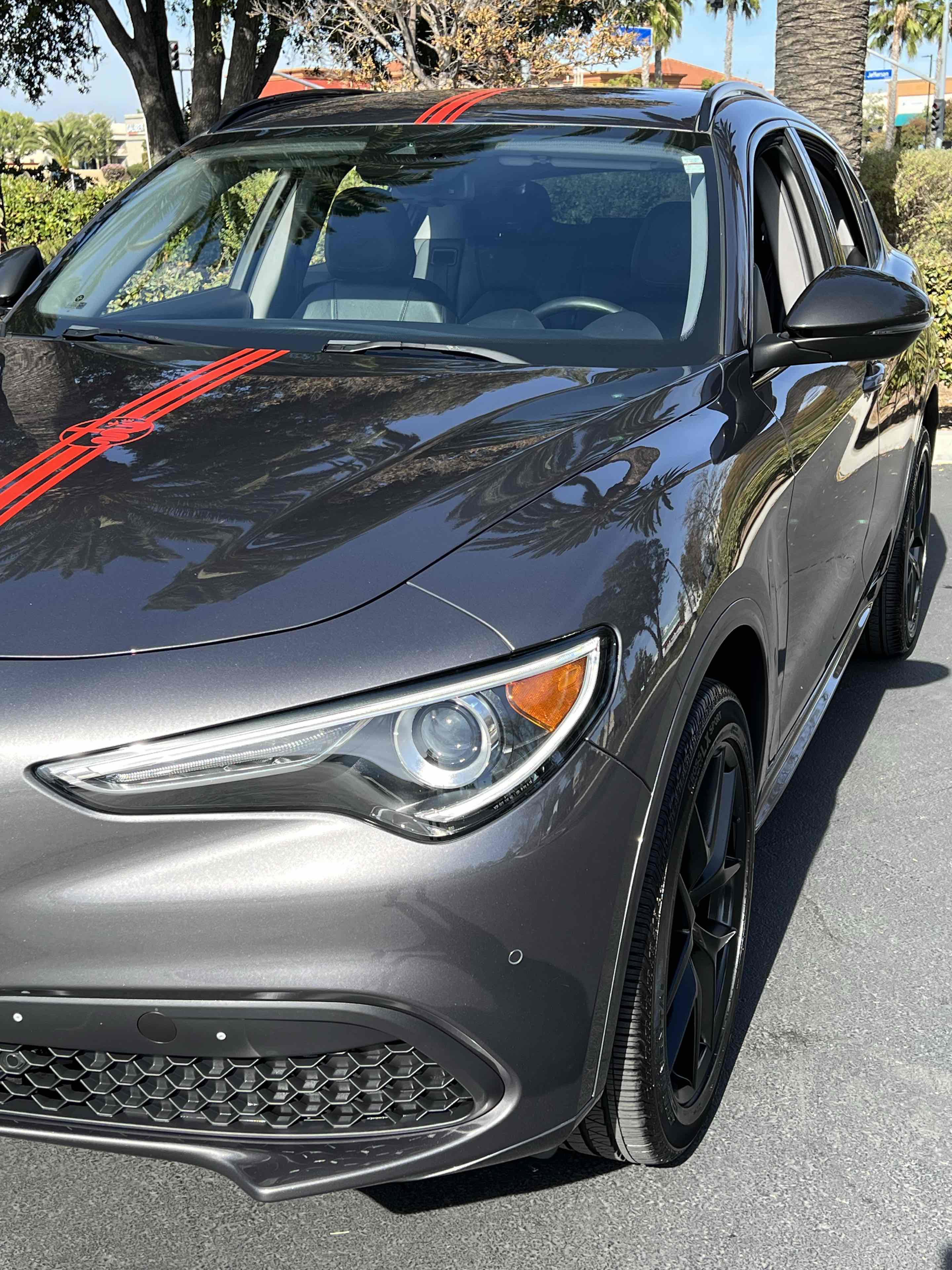 Used 2020 Alfa Romeo Stelvio Ti w/ Nero Edizione image 40