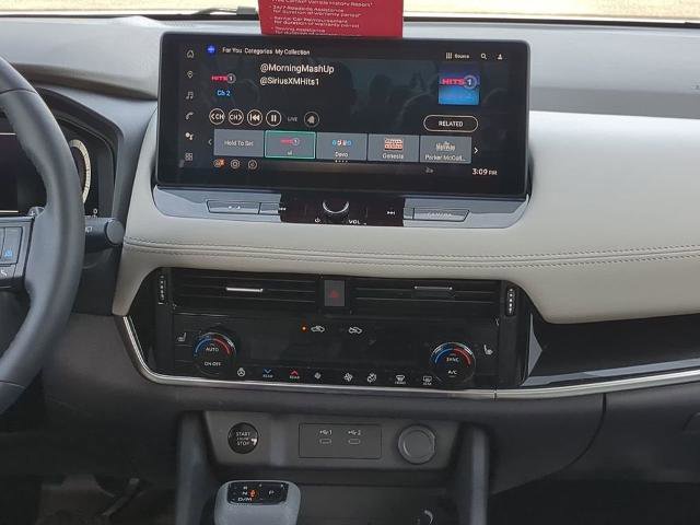 Certified 2025 Nissan Rogue SL w/ Tech Package image 18