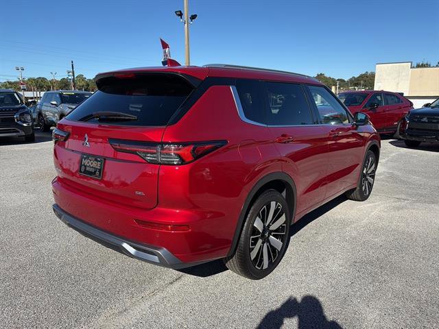 New 2026 Mitsubishi Outlander SEL image 6