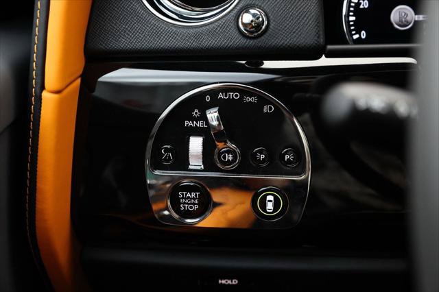 Certified 2023 Rolls-Royce Cullinan w/ Cullinan Package AWD/4WD image 27