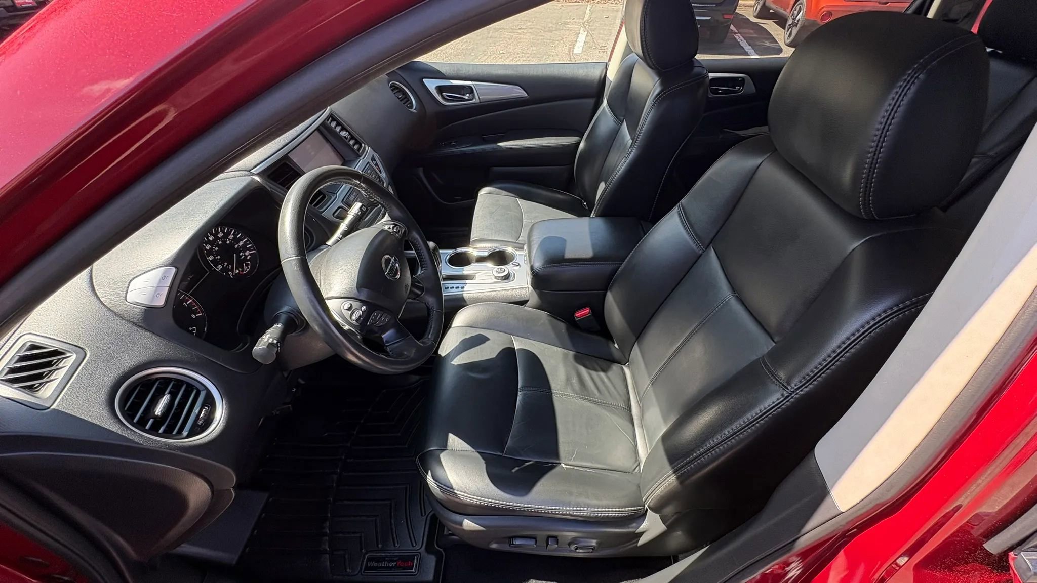 Used 2017 Nissan Pathfinder SL w/ Trailer Tow Package image 22