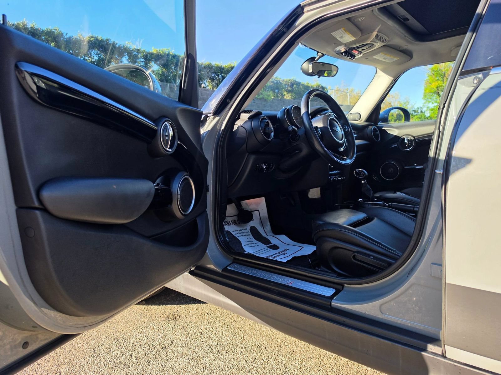 Used 2015 MINI Cooper S FWD image 22