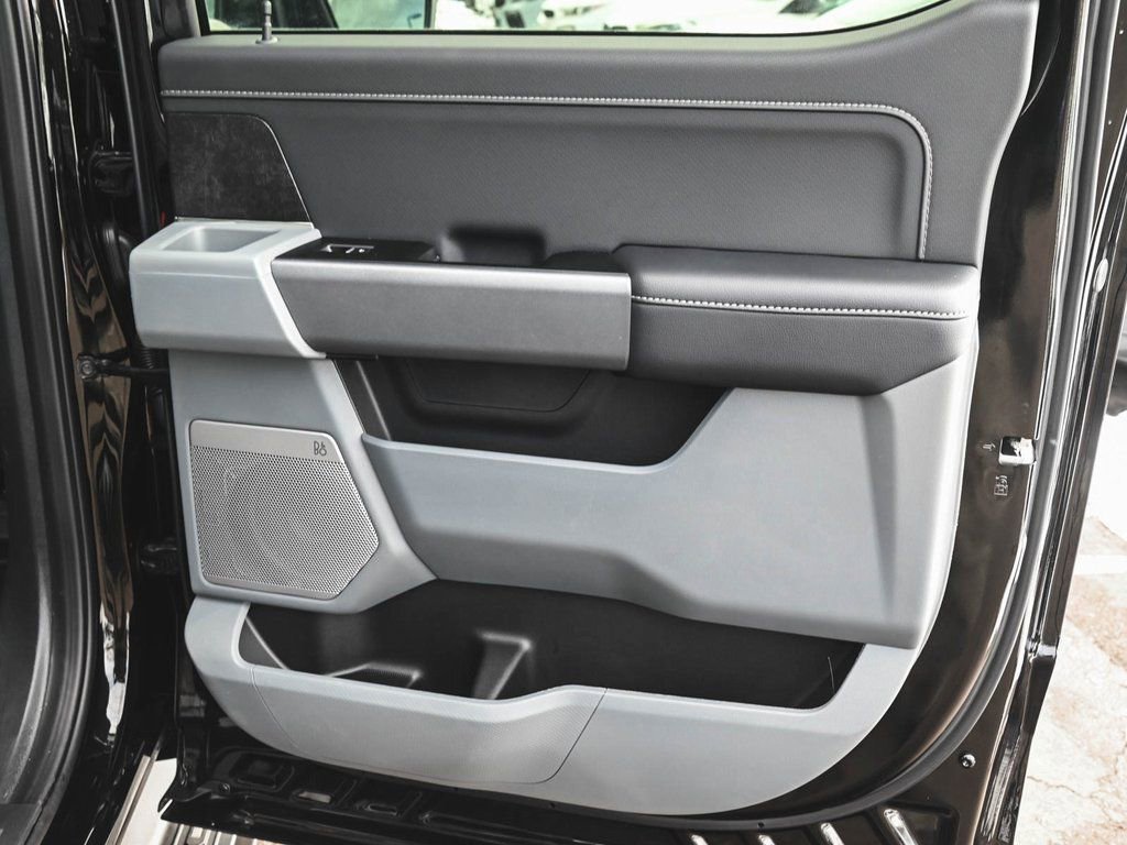 Used 2025 Ford F150 Lightning Flash image 11