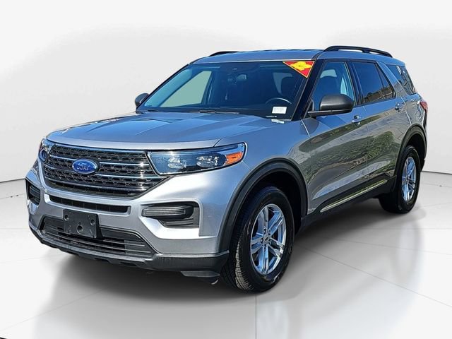 Used 2022 Ford Explorer XLT image 8