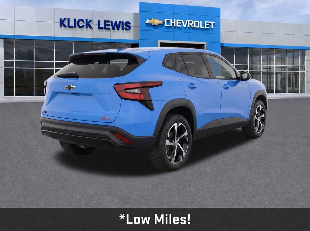 Used 2024 Chevrolet Trax RS FWD image 8