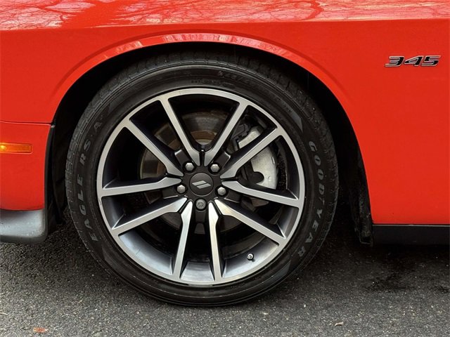 Used 2023 Dodge Challenger R/T w/ Plus Package image 7