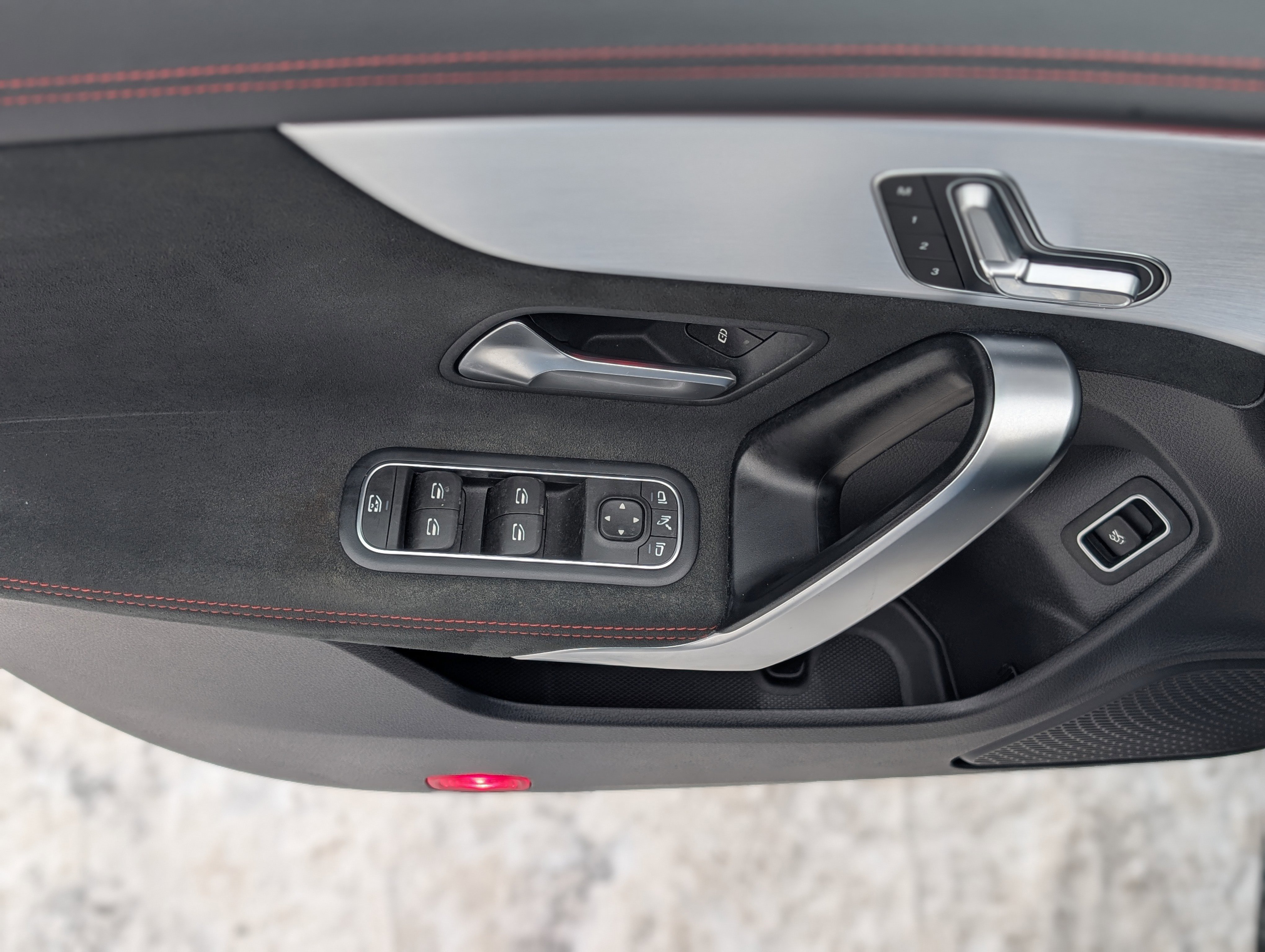 Used 2022 Mercedes-Benz CLA 35 AMG 4MATIC image 38