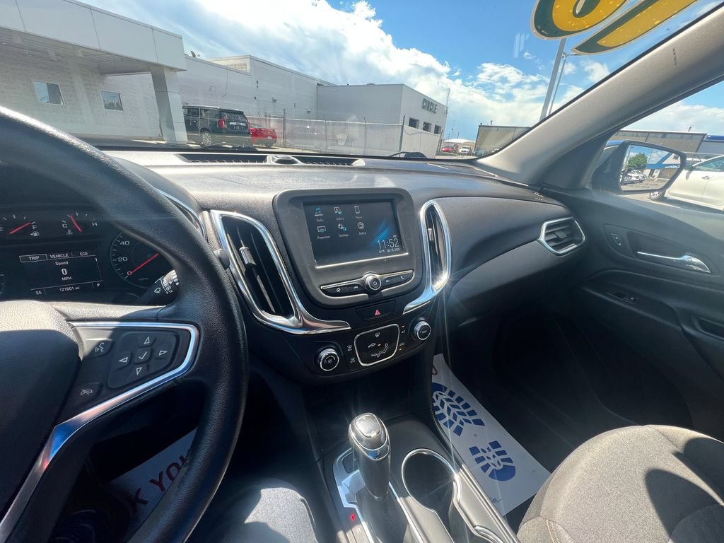 Used 2018 Chevrolet Equinox LT AWD/4WD image 22