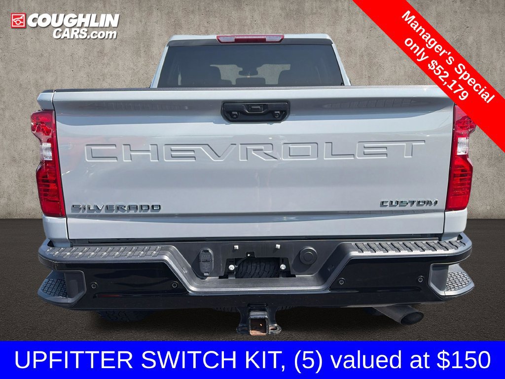 Used 2025 Chevrolet Silverado 2500 Custom w/ Custom Value Package AWD/4WD image 7