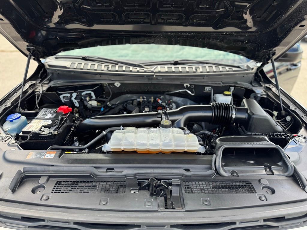 Used 2024 Ford Expedition XLT image 34