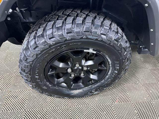 Used 2022 Jeep Wrangler Willys AWD/4WD image 9