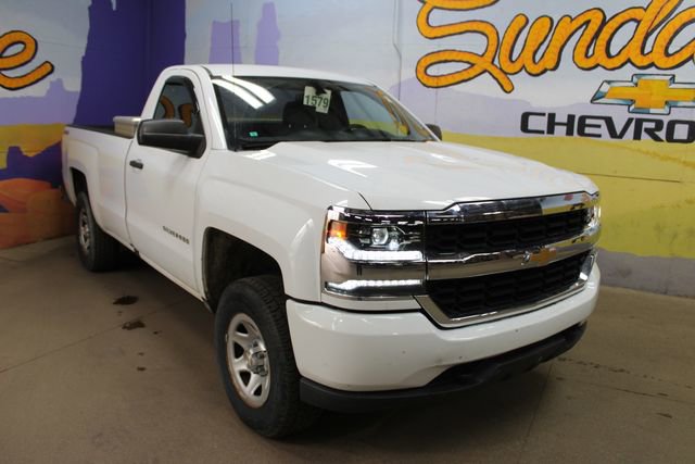 Used 2018 Chevrolet Silverado 1500 W/T w/ WT Convenience Package AWD/4WD image 2