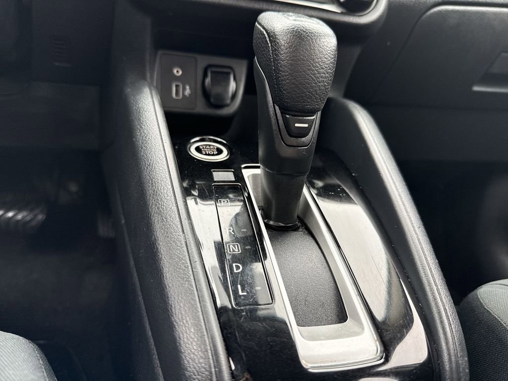 Used 2020 Nissan Versa S image 20