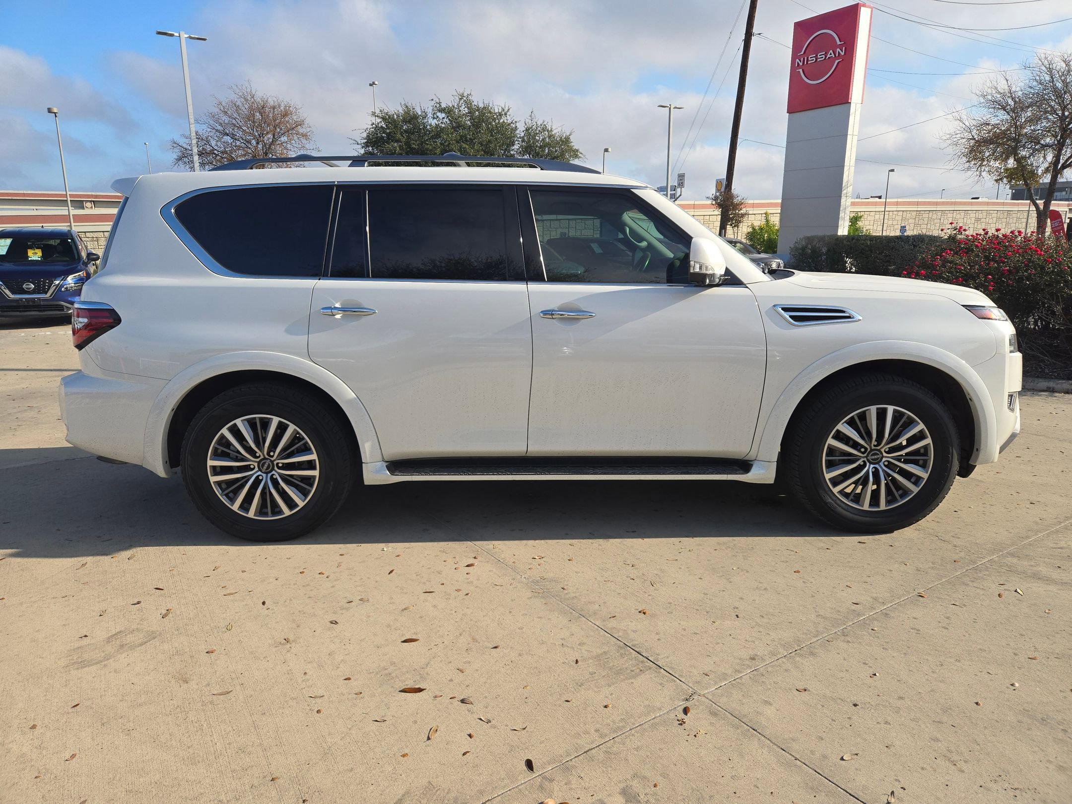 Used 2023 Nissan Armada SL w/ Cargo Package image 8