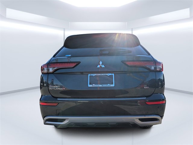 Used 2024 Mitsubishi Outlander SEL image 4