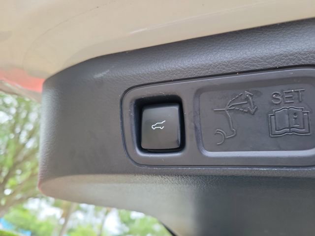 Used 2024 Ford Expedition Max XLT AWD/4WD image 9