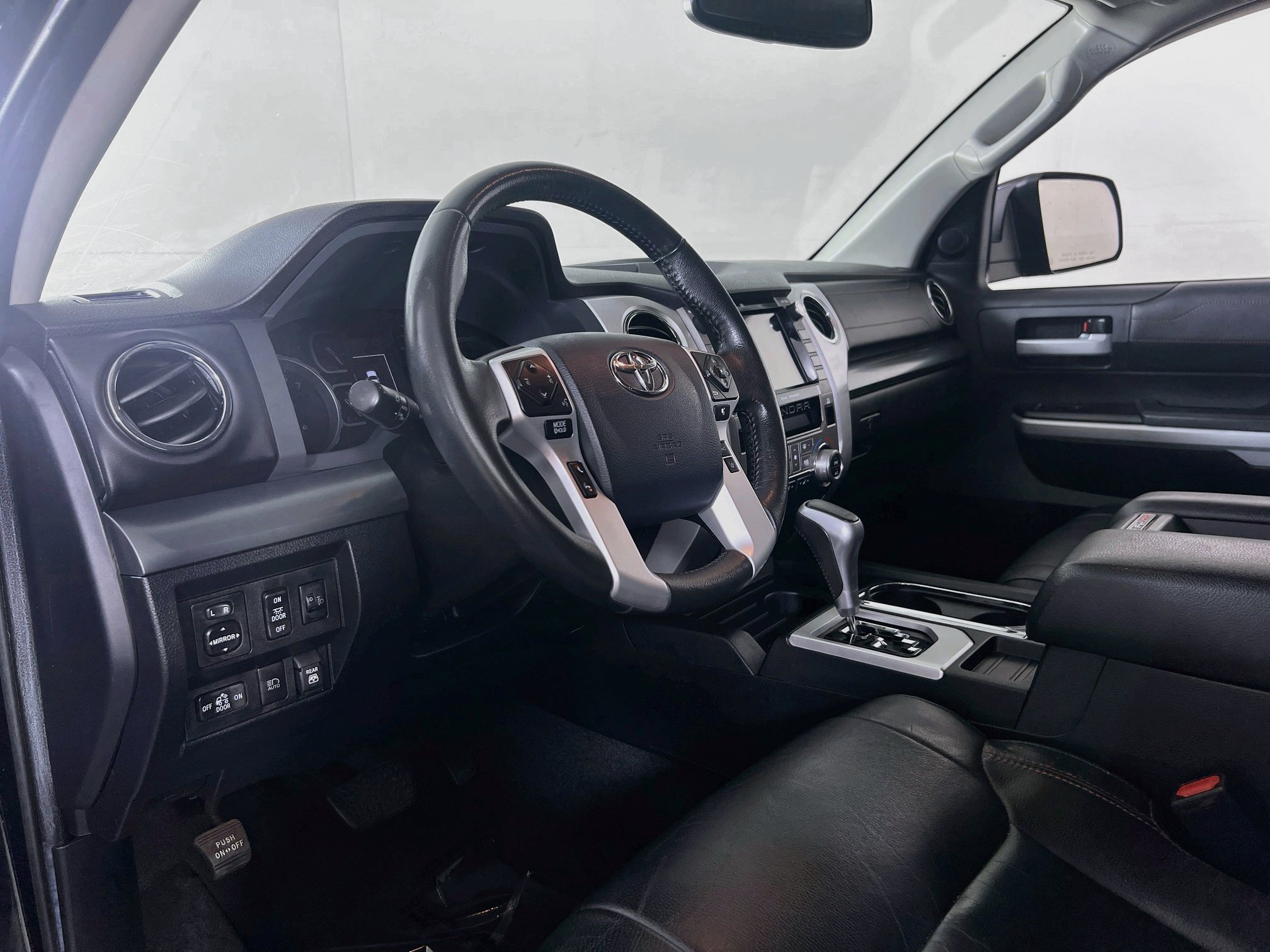 Used 2020 Toyota Tundra TRD Pro AWD/4WD image 9