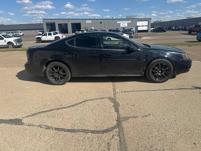 Used 2007 Pontiac Grand Prix w/ Sport Package FWD image 11