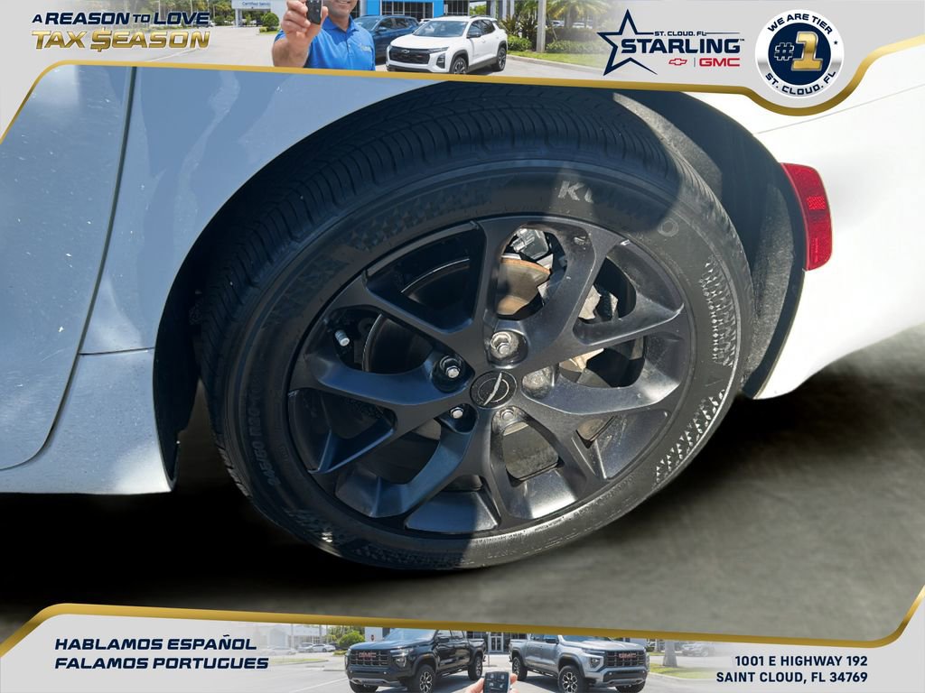 Used 2022 Chrysler Pacifica Limited w/ S Appearance Package image 11