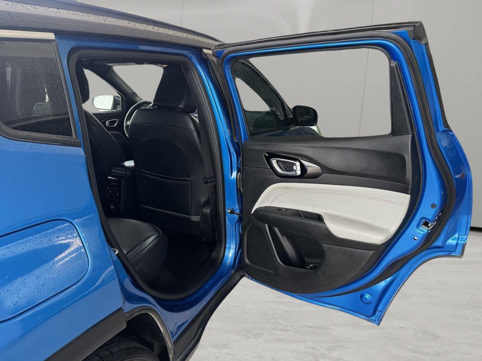 Used 2025 Jeep Compass Limited AWD/4WD image 35