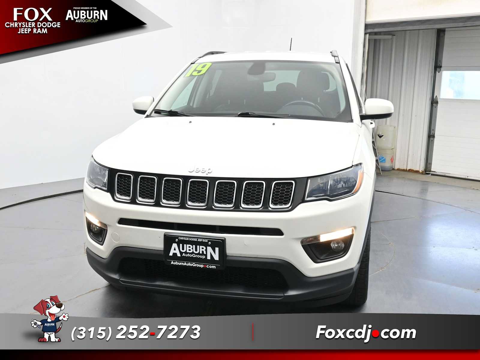 Used 2019 Jeep Compass Latitude w/ Cold Weather Group AWD/4WD image 3