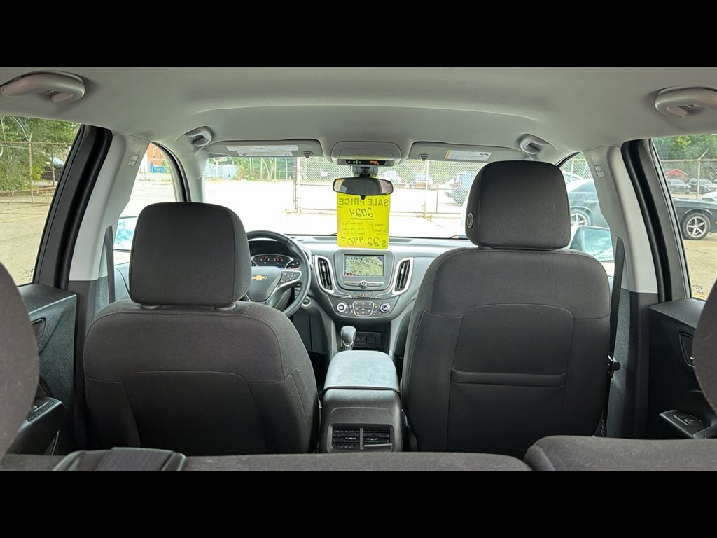 Used 2024 Chevrolet Equinox LT w/ LPO, Floor Liner Package FWD image 26