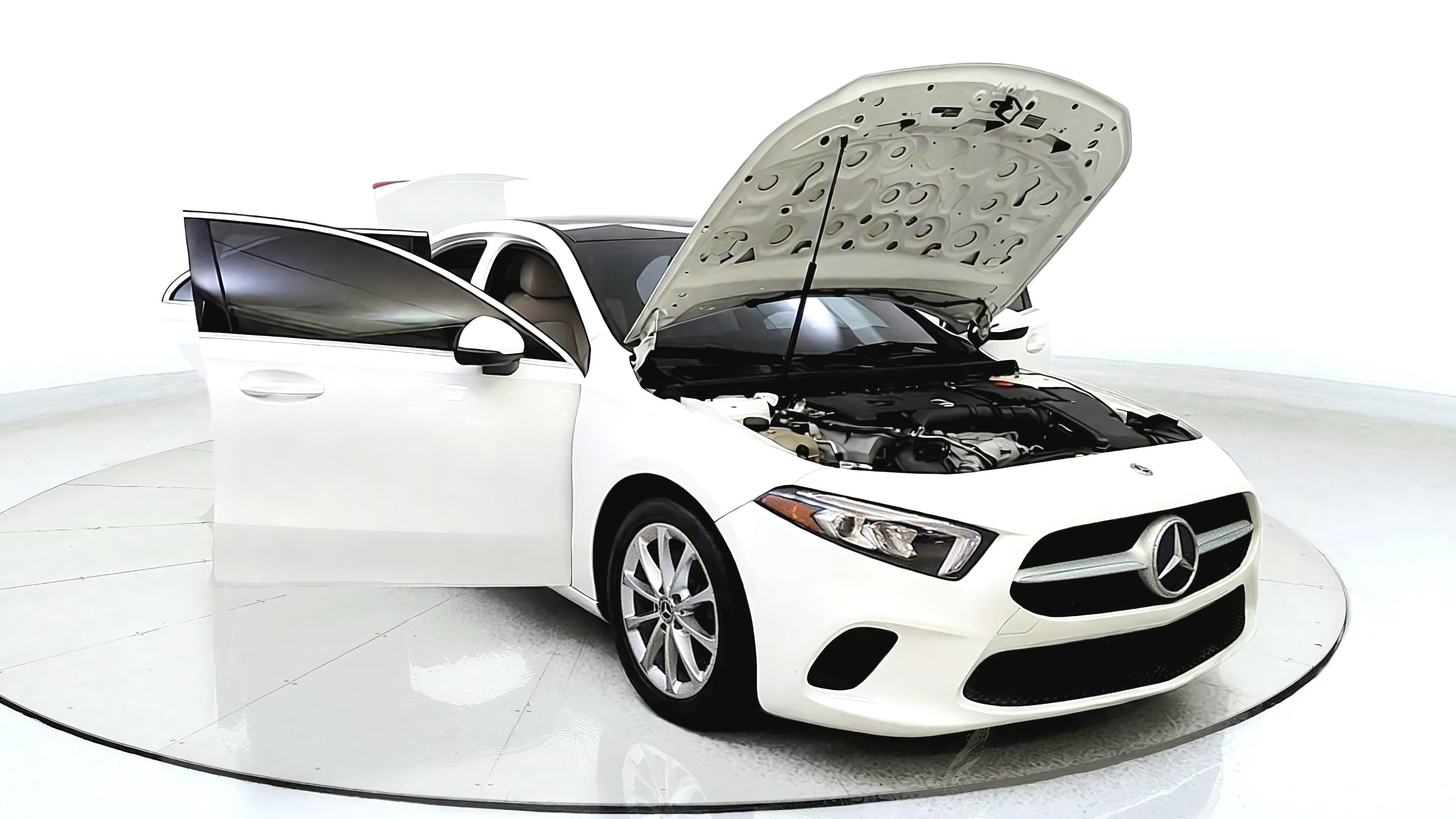 Used 2021 Mercedes-Benz A 220 image 9