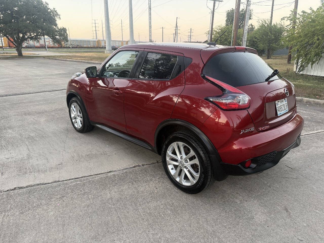Used 2016 Nissan Juke SL FWD image 6