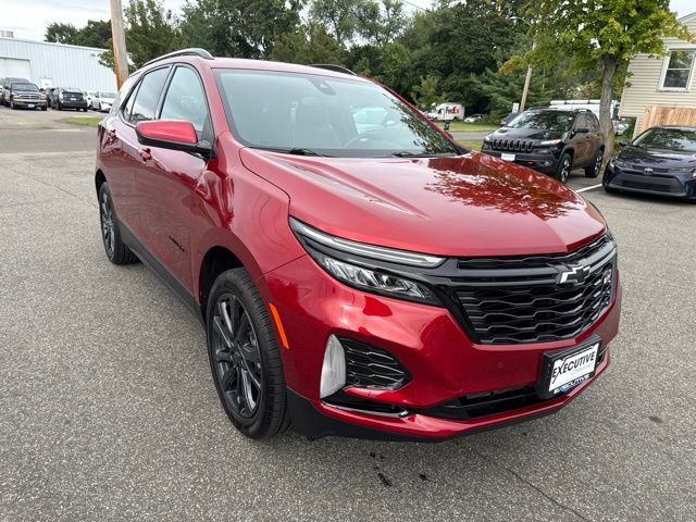 Used 2024 Chevrolet Equinox RS AWD/4WD image 4