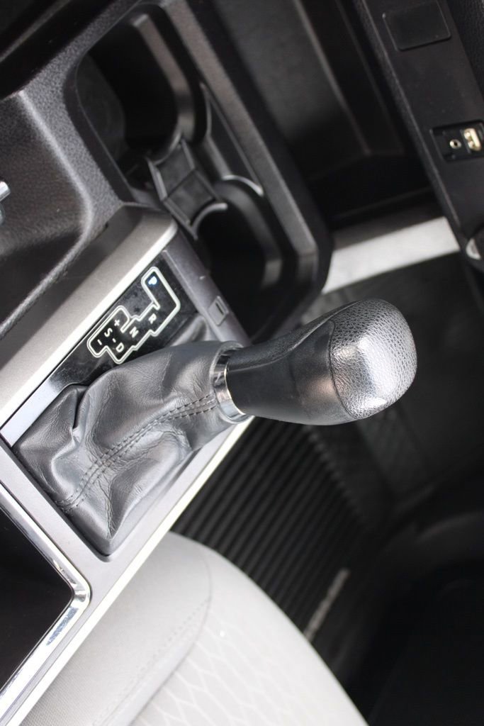 Used 2016 Toyota Tacoma SR5 image 34