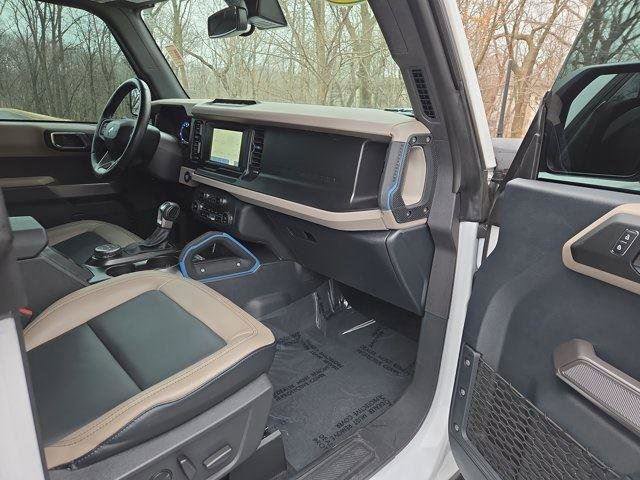 Used 2023 Ford Bronco Wildtrak AWD/4WD image 23