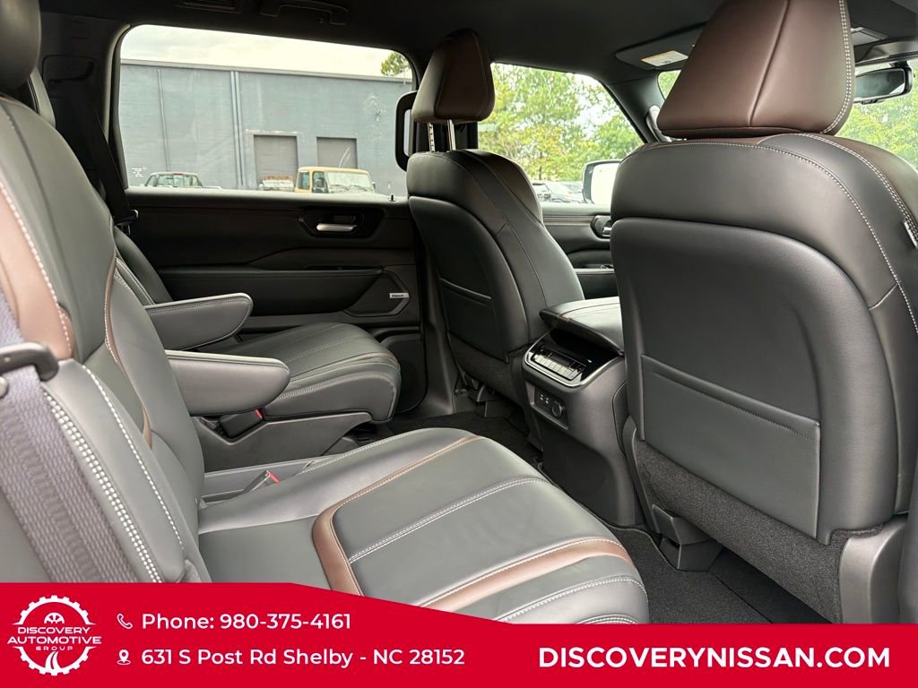 New 2026 Nissan Armada SL w/ Captain's Chari Seat Package image 39