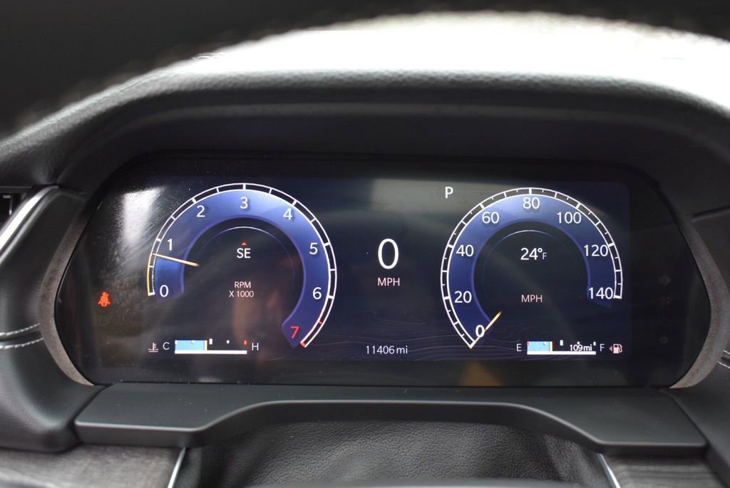 Certified 2024 Jeep Grand Cherokee L Limited w/ Luxury Tech Group II image 15