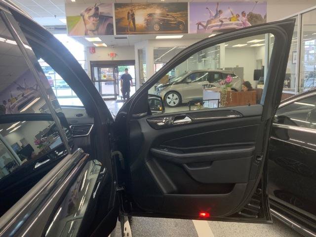 Used 2017 Mercedes-Benz GLE 43 AMG 4MATIC image 33