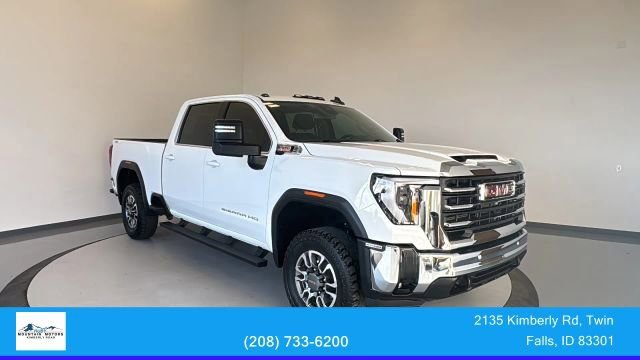 Used 2025 GMC Sierra 2500 SLE image 1