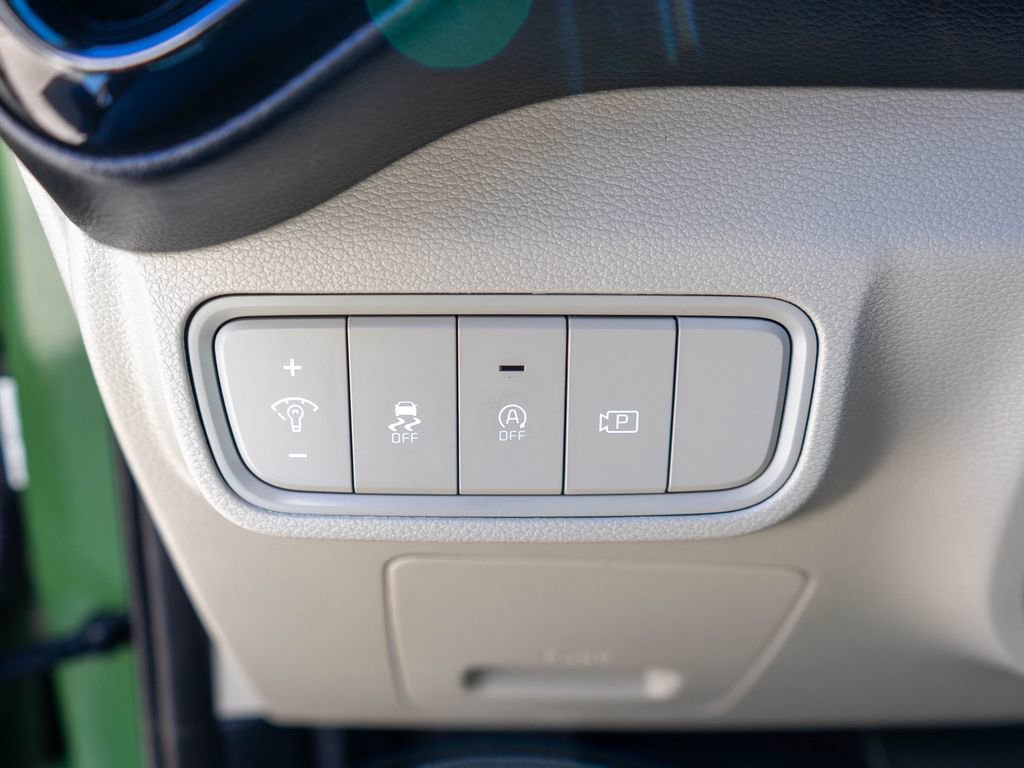 Certified 2023 Kia Soul EX image 18