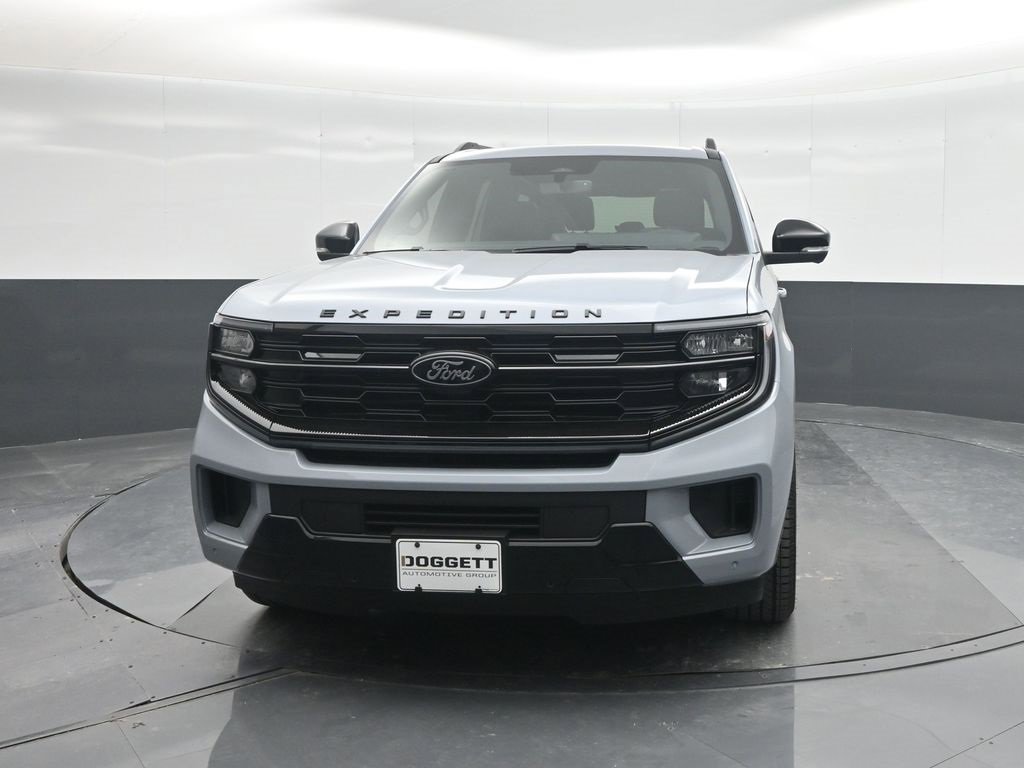 New 2025 Ford Expedition Platinum w/ Stealth Performance Package image 5