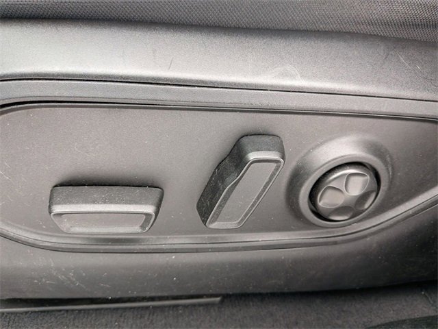 Certified 2024 Jeep Grand Cherokee Limited image 13