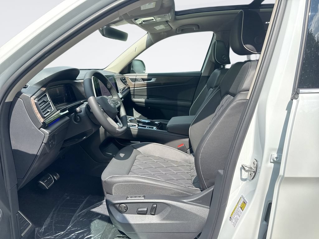 New 2026 Volkswagen Atlas SEL Premium R-Line AWD/4WD image 13