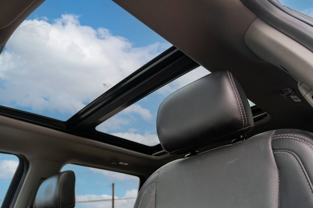 Used 2016 Ford F150 Lariat w/ Equipment Group 502A Luxury image 25