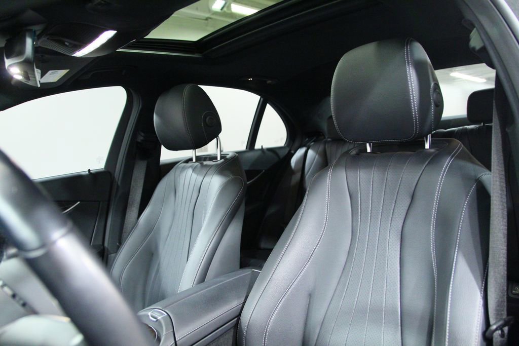 Certified 2022 Mercedes-Benz E 350 4MATIC Sedan image 6