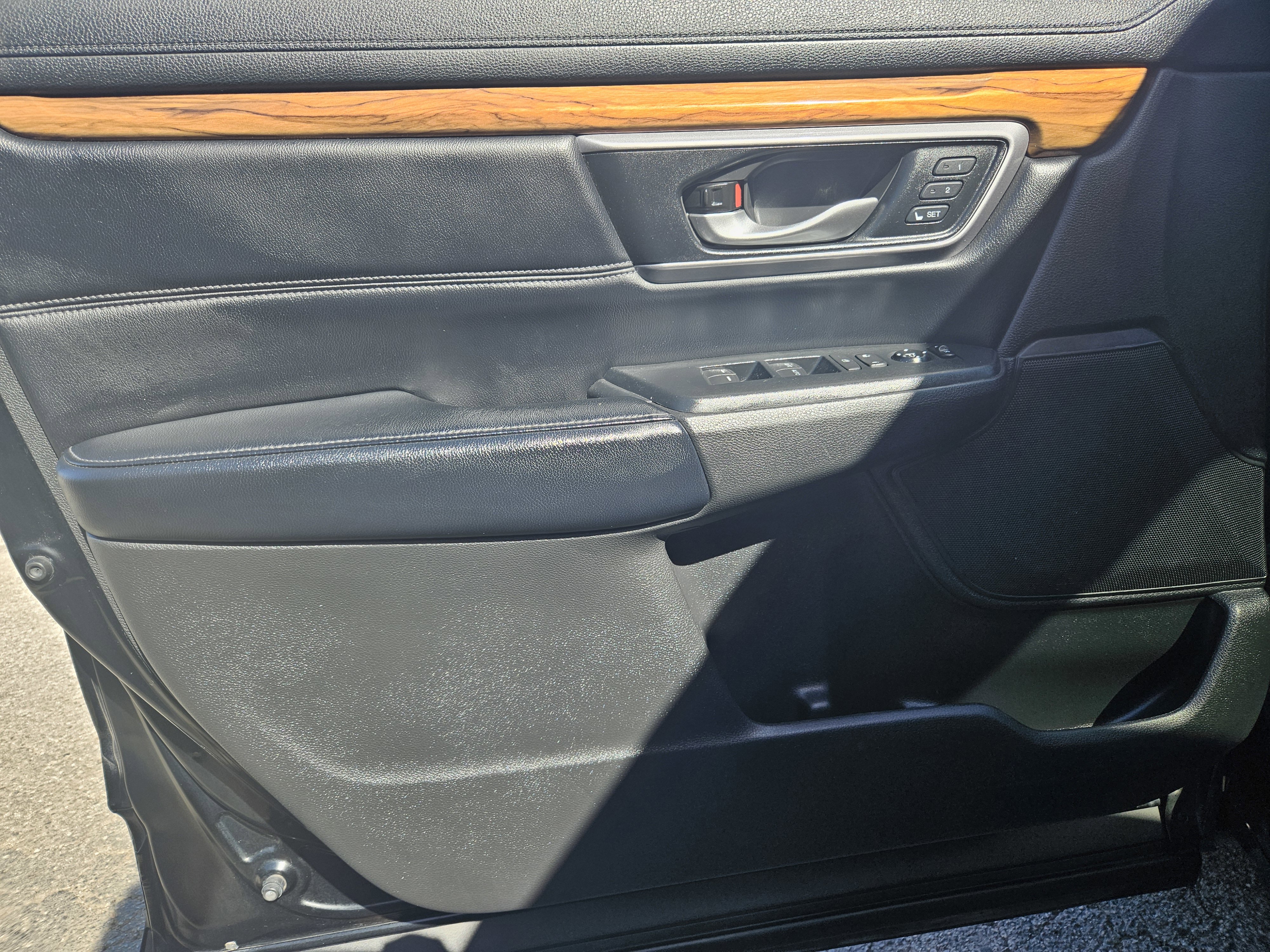 Used 2017 Honda CR-V EX-L image 21