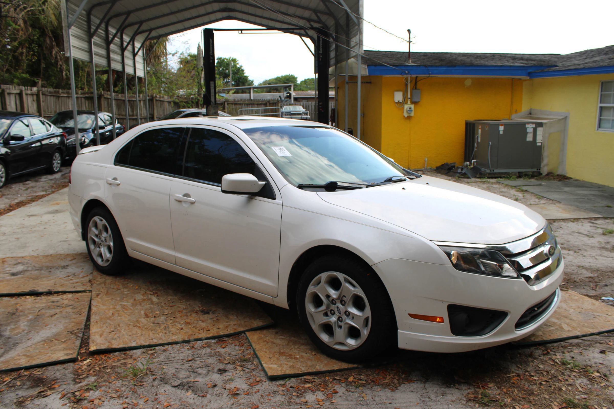 Used 2011 Ford Fusion SE w/ 202A Rapid Spec Order Code FWD image 10