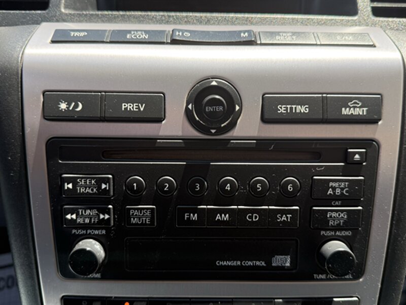 Used 2005 Nissan Murano SL FWD image 10