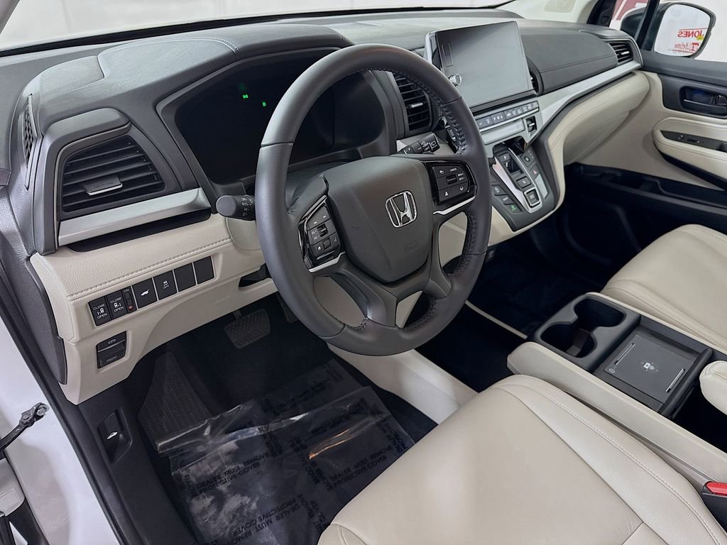 Used 2025 Honda Odyssey EX-L image 17
