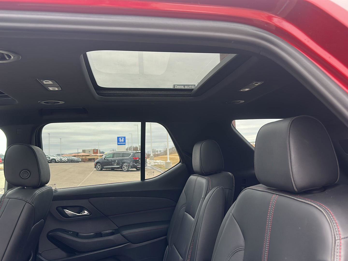 Used 2023 Chevrolet Traverse RS w/ LPO, Floor Liner Package image 27