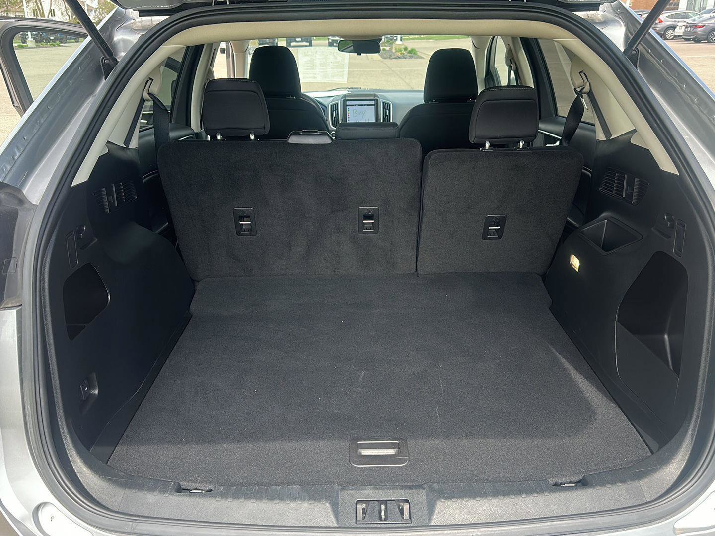 Used 2023 Ford Edge SE AWD/4WD image 19